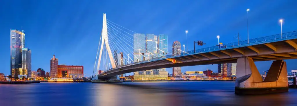 International-Cargo-Shipping-Service-to-Rotterdam-Netherlands